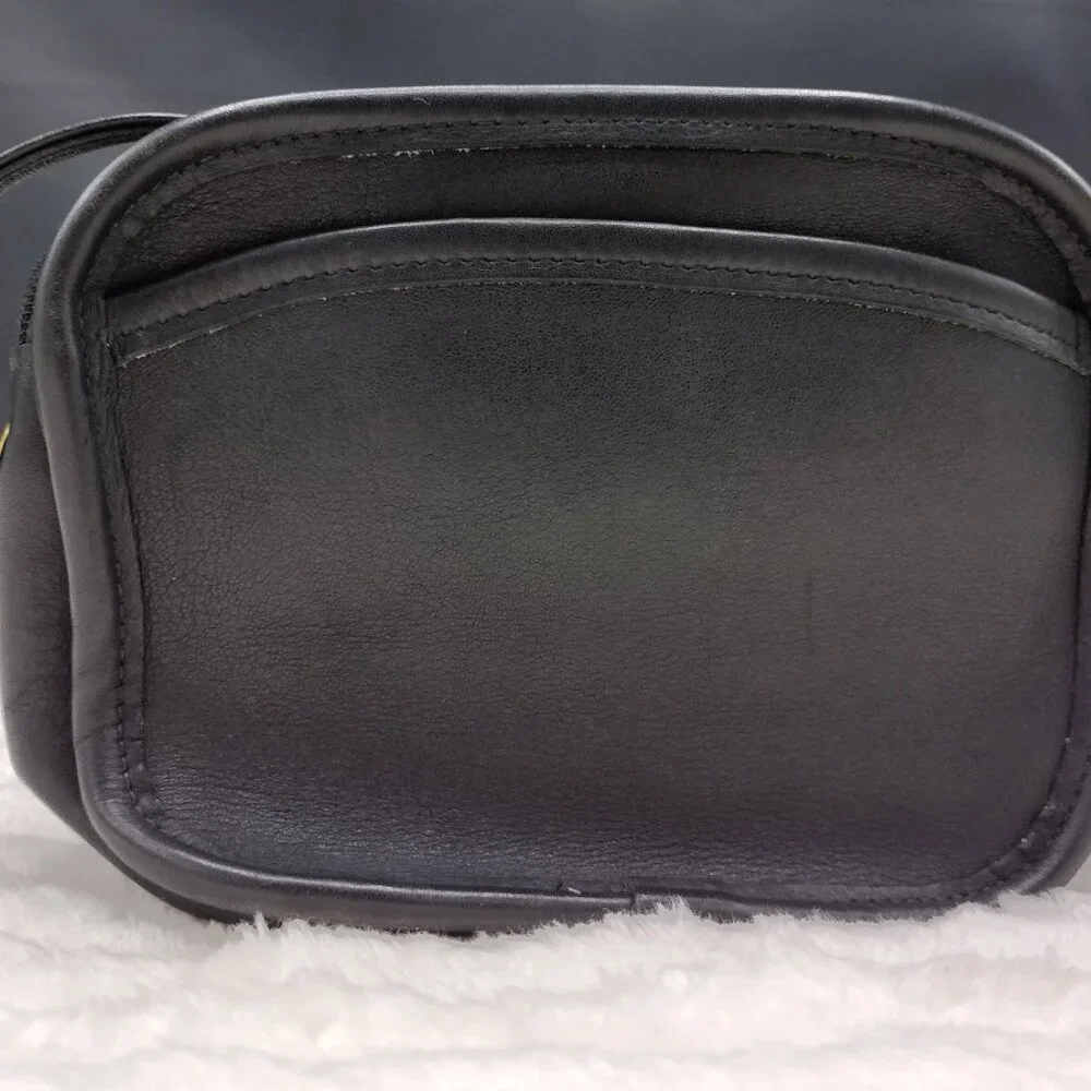 Vintage Coach Black Style 9935 Style /Hadley Zip Top zipper closure/Front PKT - Picture 2 of 16